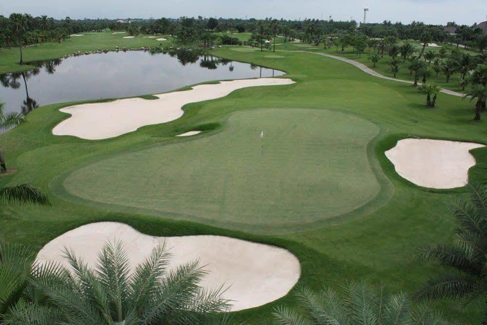Suwan Golf & Country Club Hotel Nakhon Pathom Exterior photo