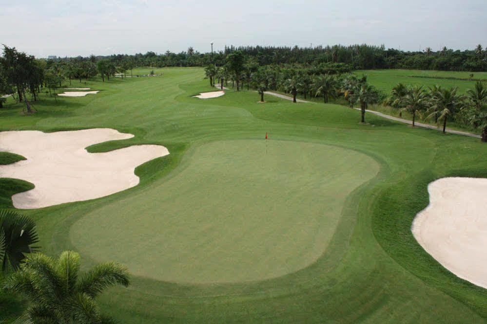 Suwan Golf & Country Club Hotel Nakhon Pathom Exterior photo